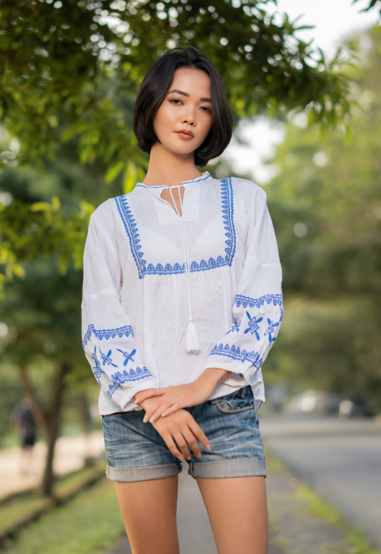 Ameliya Embroider Top – Soft Ash